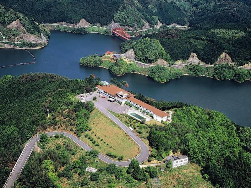 青莲寺湖大酒店 名张 外观 照片